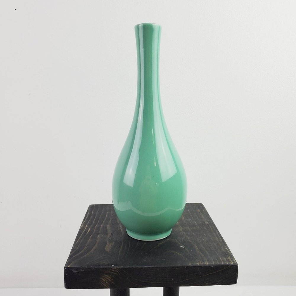 Vtg Srednick Collection Mint Green 7.5" Bud Vase - Picture 2 of 4